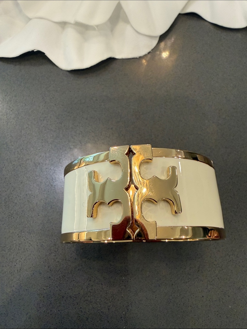 Bracelet Cuff - Picture 3 of 5